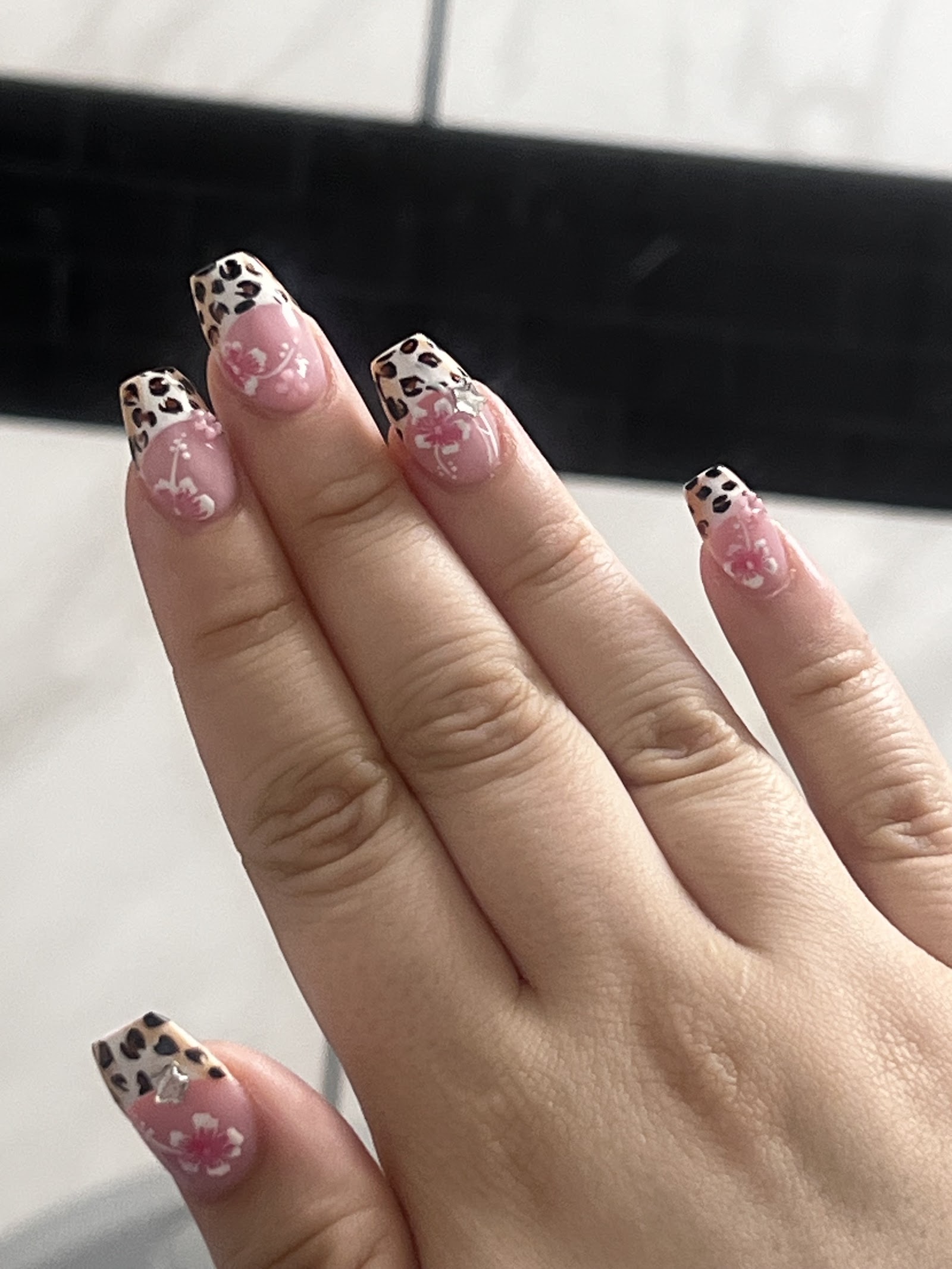 I Luv Nails nail photo 3